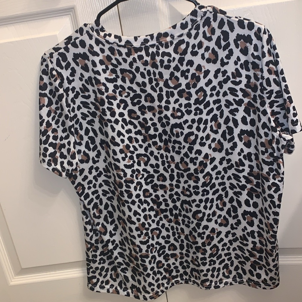 Cheetah top - Picture 2 of 2